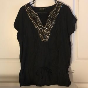 🌻Black embellished tunic